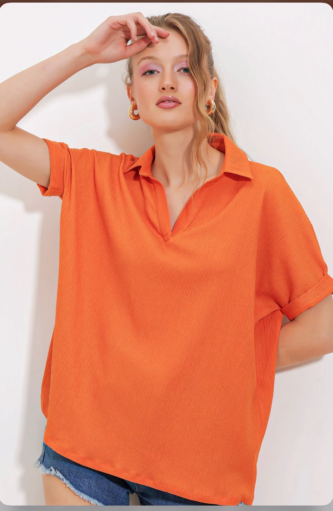 WOMEN ORANGE OVERSIZED POLO NECK KNITTED BLOUSE