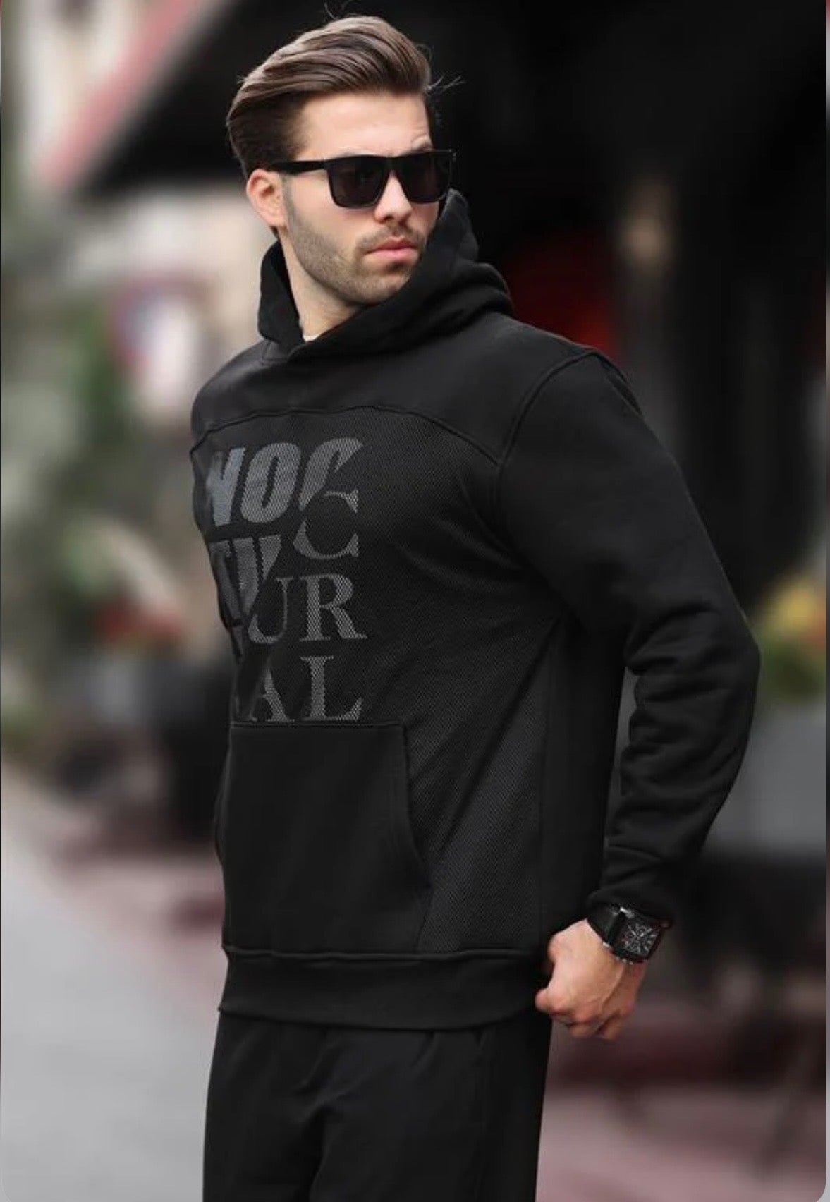 BLACK PRINTED HOODED MEN’S SWEATSHIRT WITH POCKET