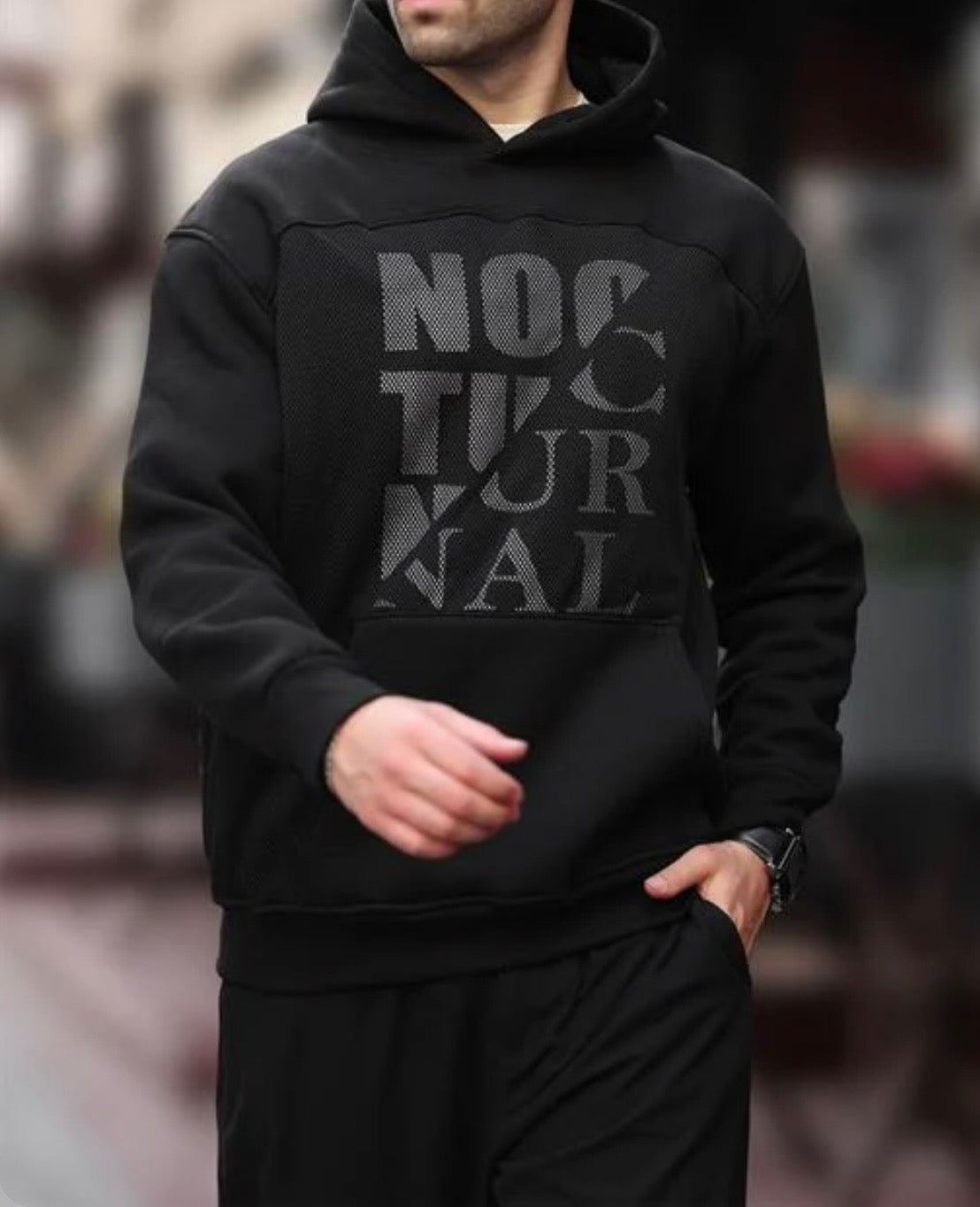 BLACK PRINTED HOODED MEN’S SWEATSHIRT WITH POCKET