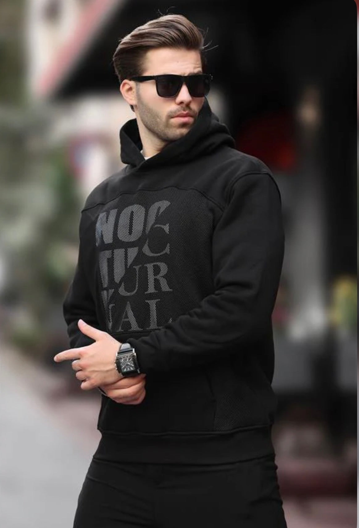 BLACK PRINTED HOODED MEN’S SWEATSHIRT WITH POCKET